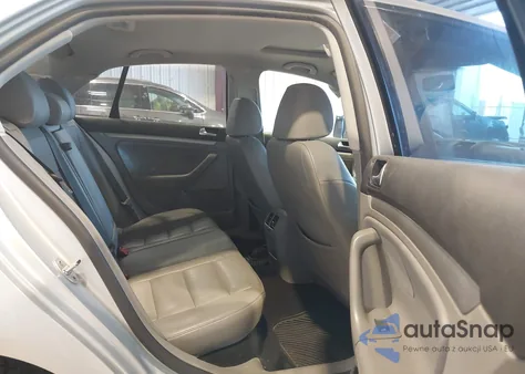 2008 Volkswagen Jetta Wolfsburg Edition из США, поврежденный, VIN 3VWRJ71K48M161745